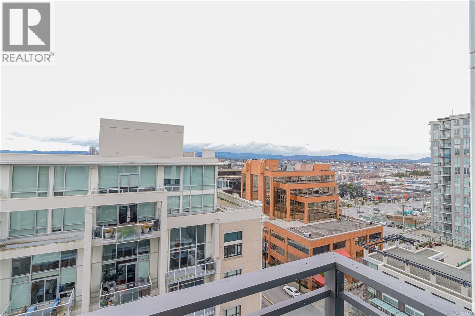 1002 777 Herald Street, Victoria