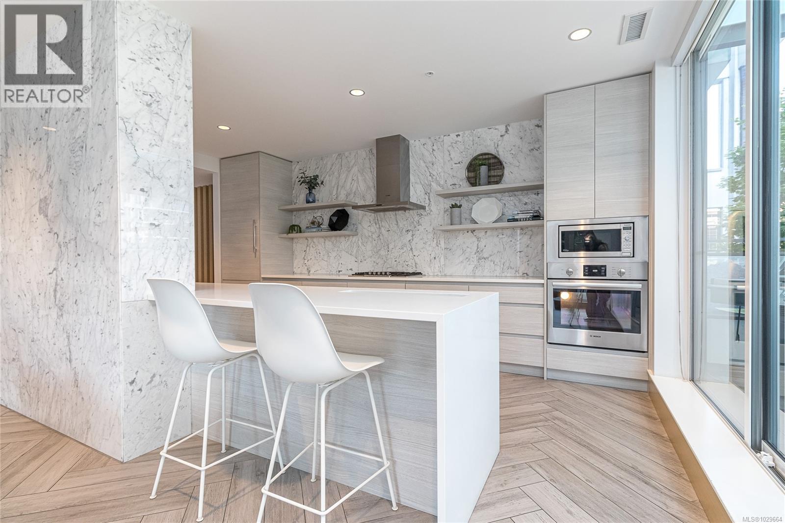 1002 777 Herald Street, Victoria