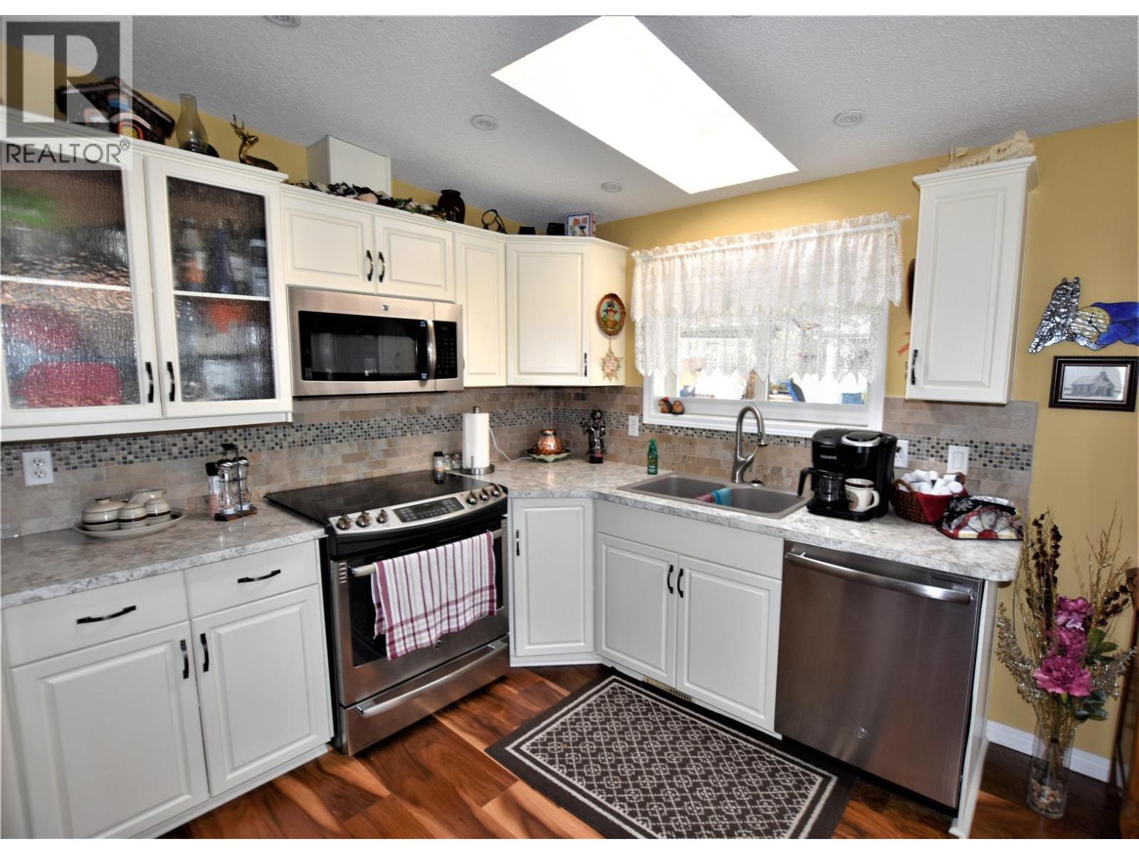 223 Cougar Street - 12