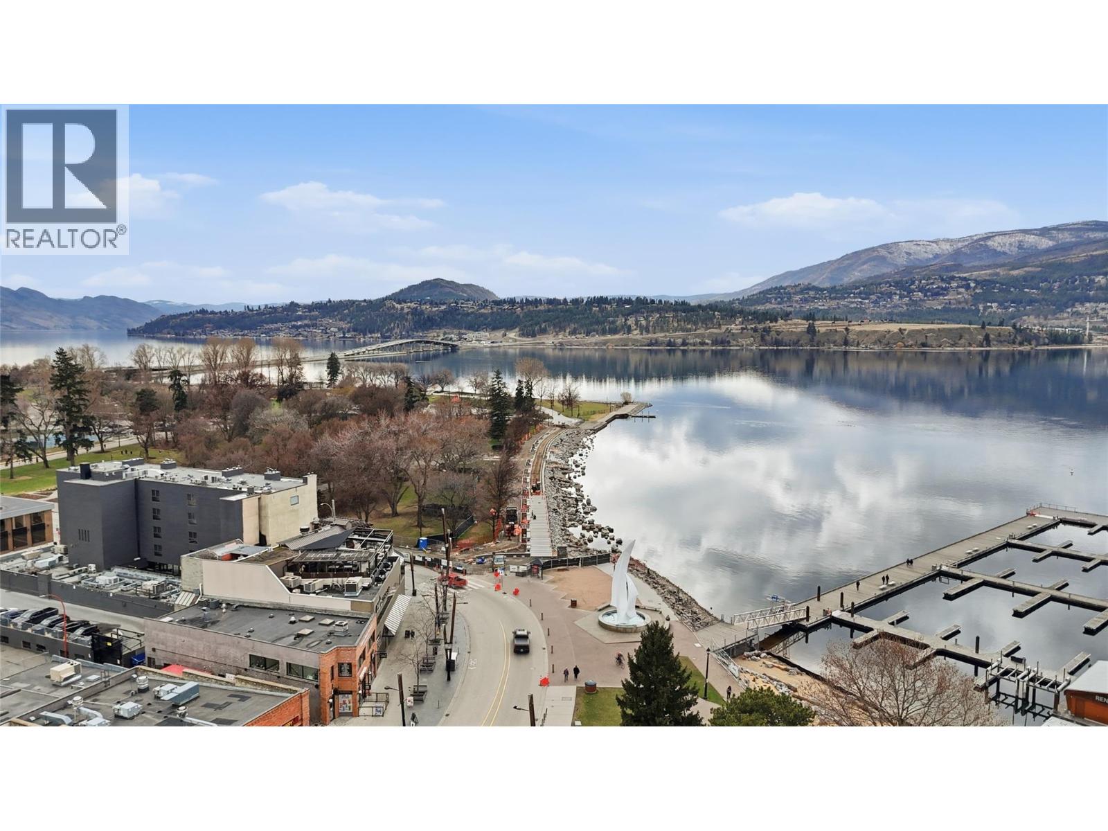 203 339 Bernard Avenue, Kelowna