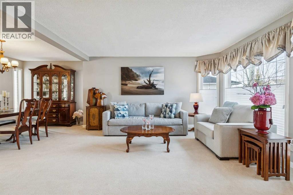 Single Family House for Sale in  Rocky Ridge Bay NW Rocky Ridge Calgary 