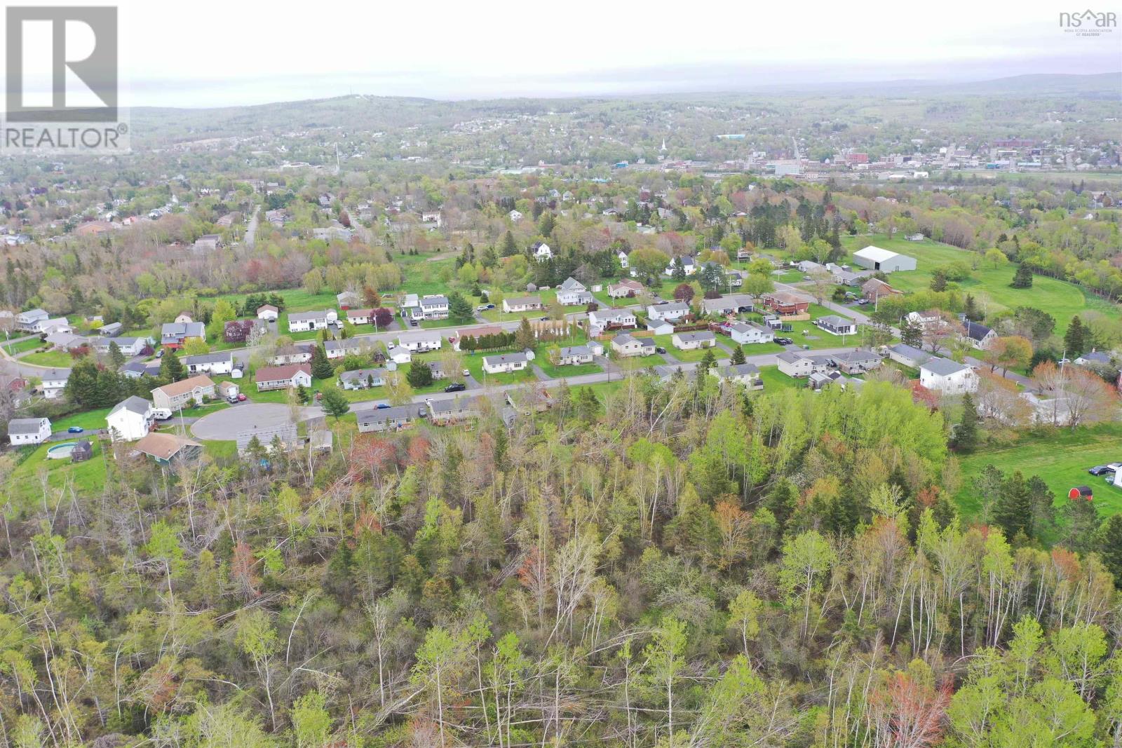 Property 36 of 49 of 473 Willow Avenue