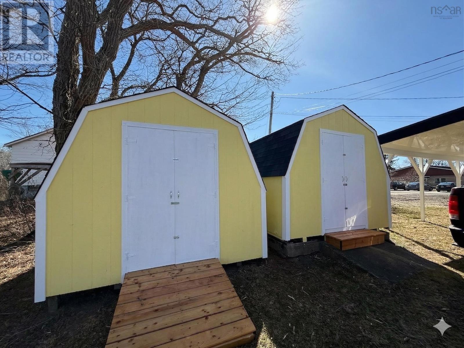 Property 23 of 23 of 125 Cottage Street