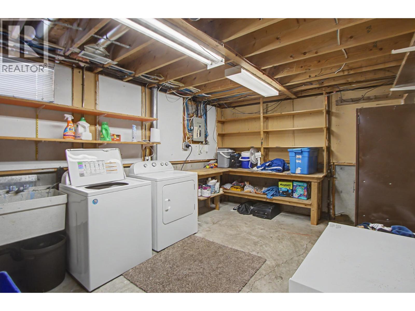 7741 LANCASTER CRESCENT - 18