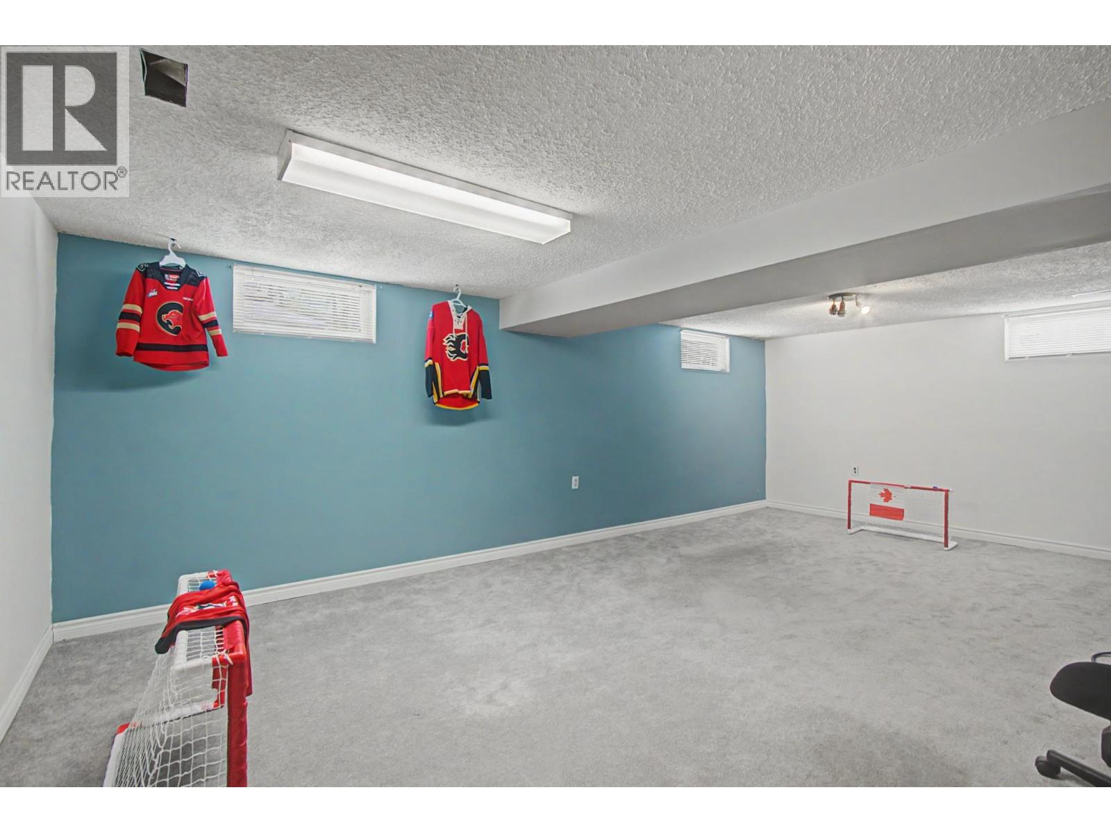 7741 LANCASTER CRESCENT - 14