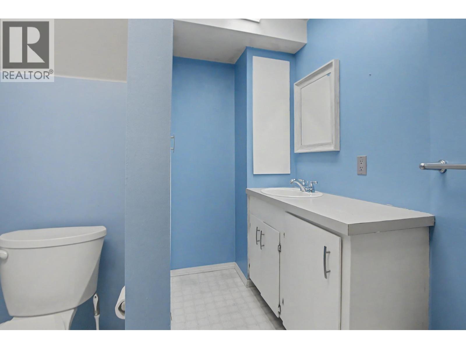 7741 LANCASTER CRESCENT - 17