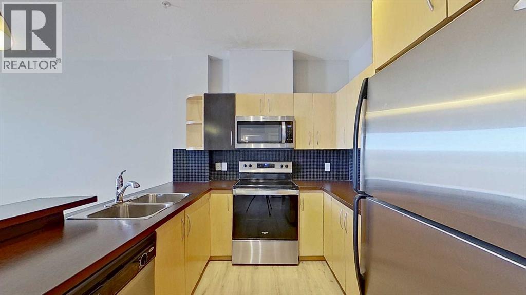 Single Family House for Sale in   Springborough Court SW Springbank Hill Calgary 