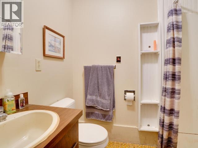 2217 BLACK POINT ROAD - 11