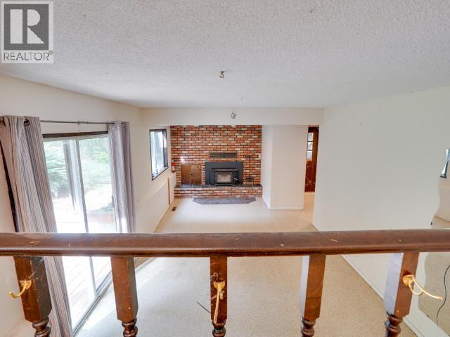 2217 BLACK POINT ROAD - 9