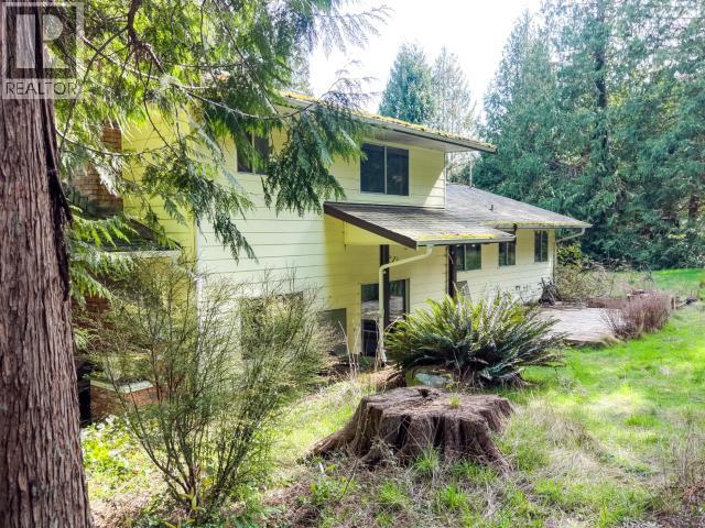 2217 BLACK POINT ROAD - 1