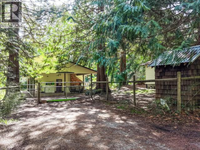 2217 BLACK POINT ROAD - 5