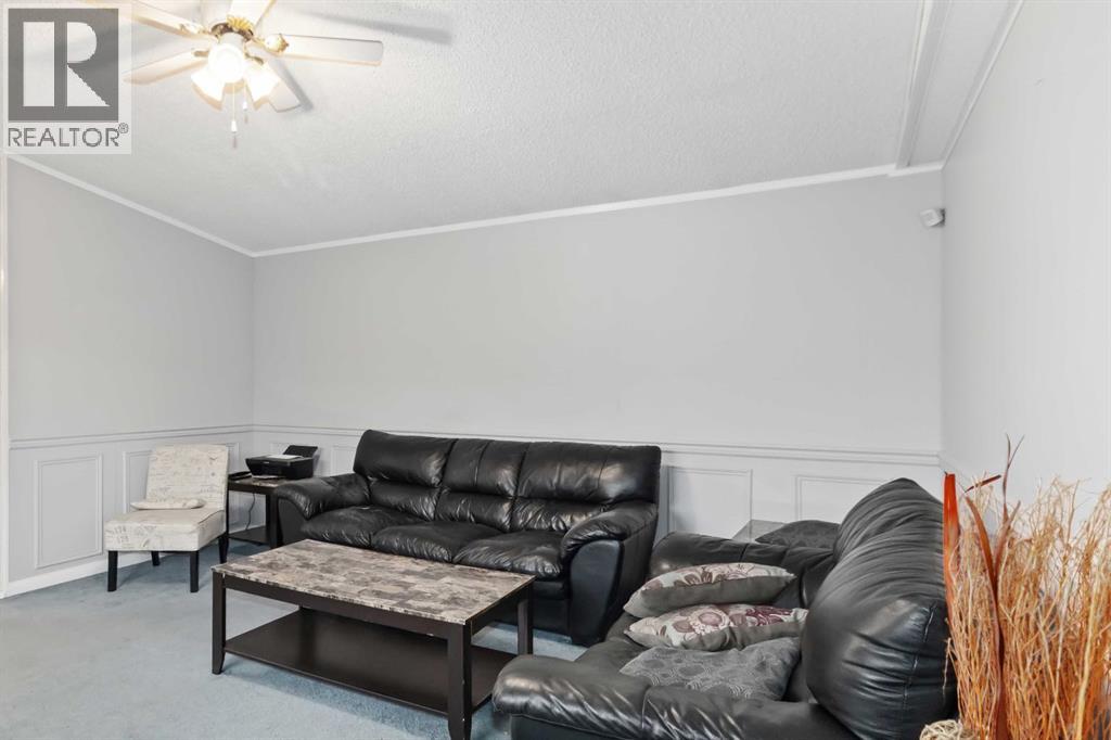 210 Grant Way, Fort McMurray