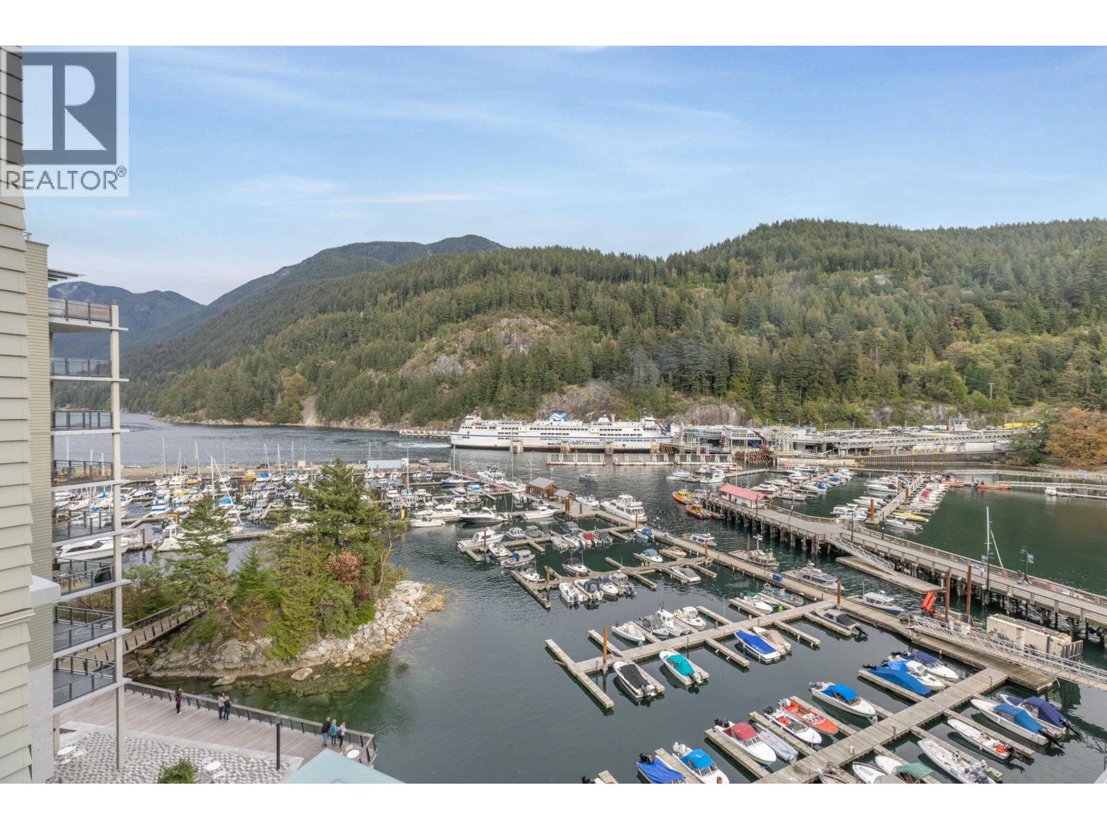 706 6707 NELSON AVENUE, West Vancouver