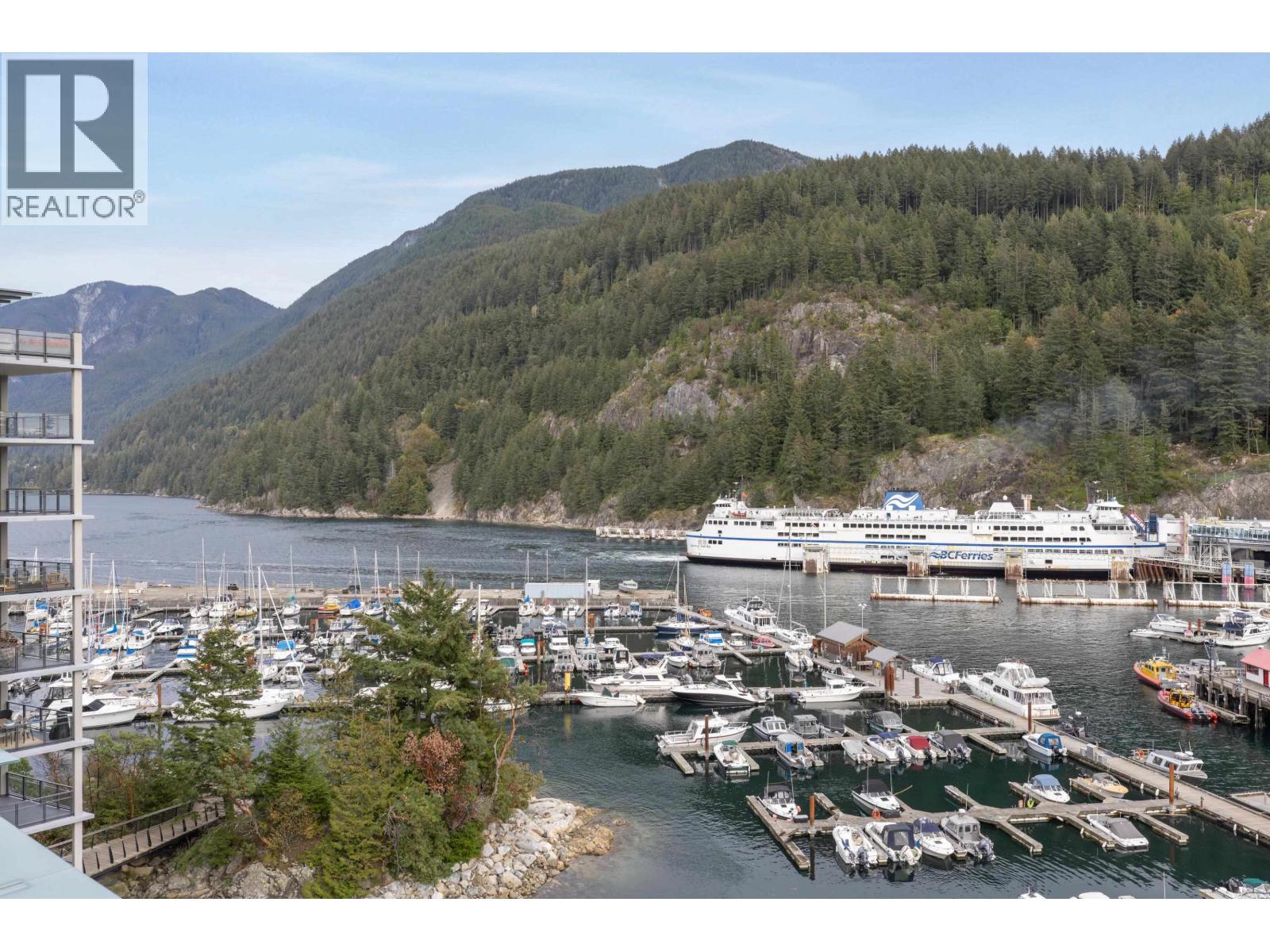 706 6707 NELSON AVENUE, West Vancouver