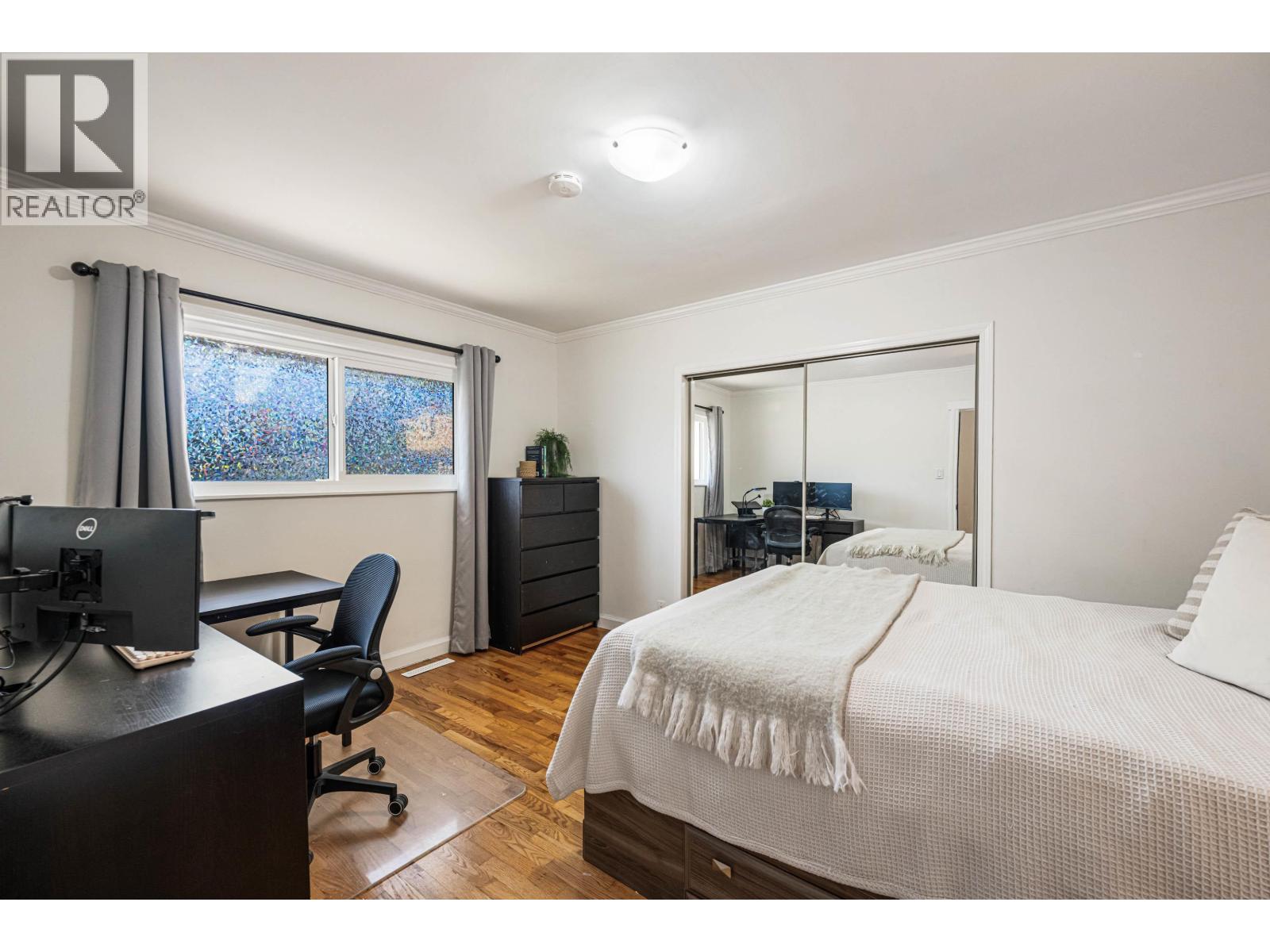 8326 ROYAL OAK AVENUE, Burnaby