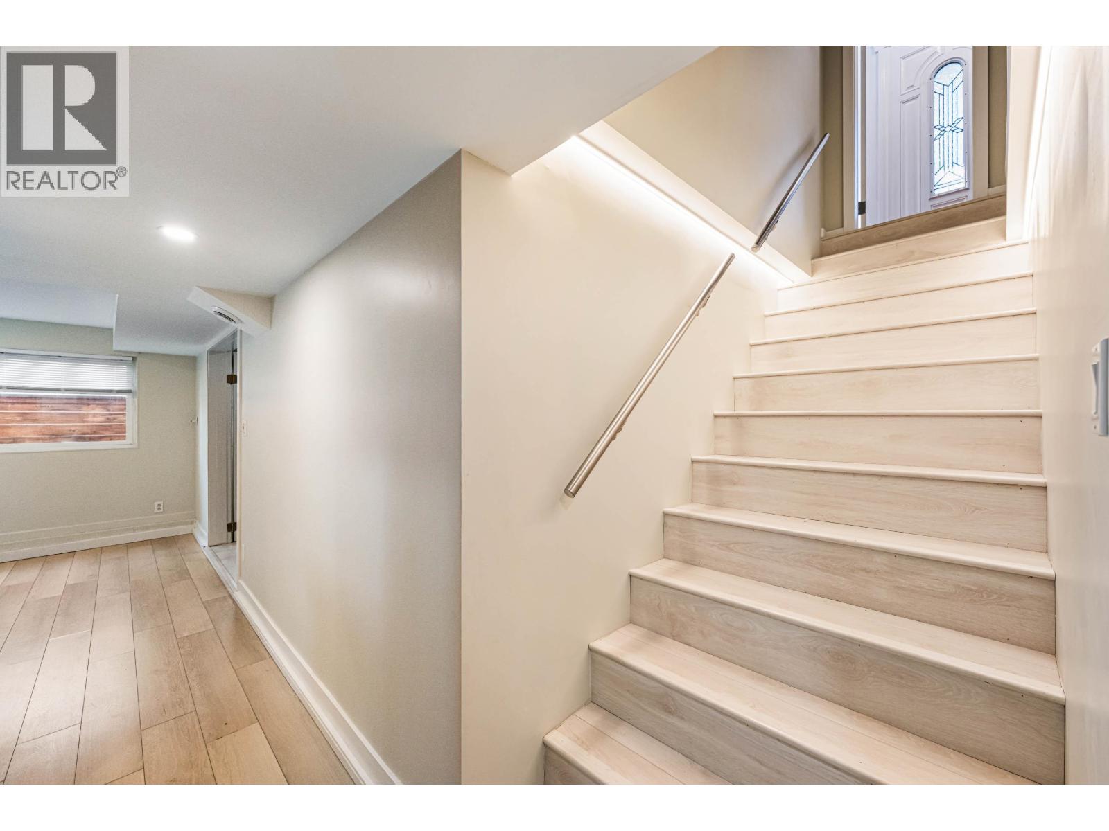 8326 ROYAL OAK AVENUE, Burnaby