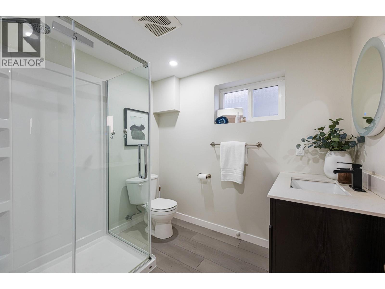 8326 ROYAL OAK AVENUE, Burnaby