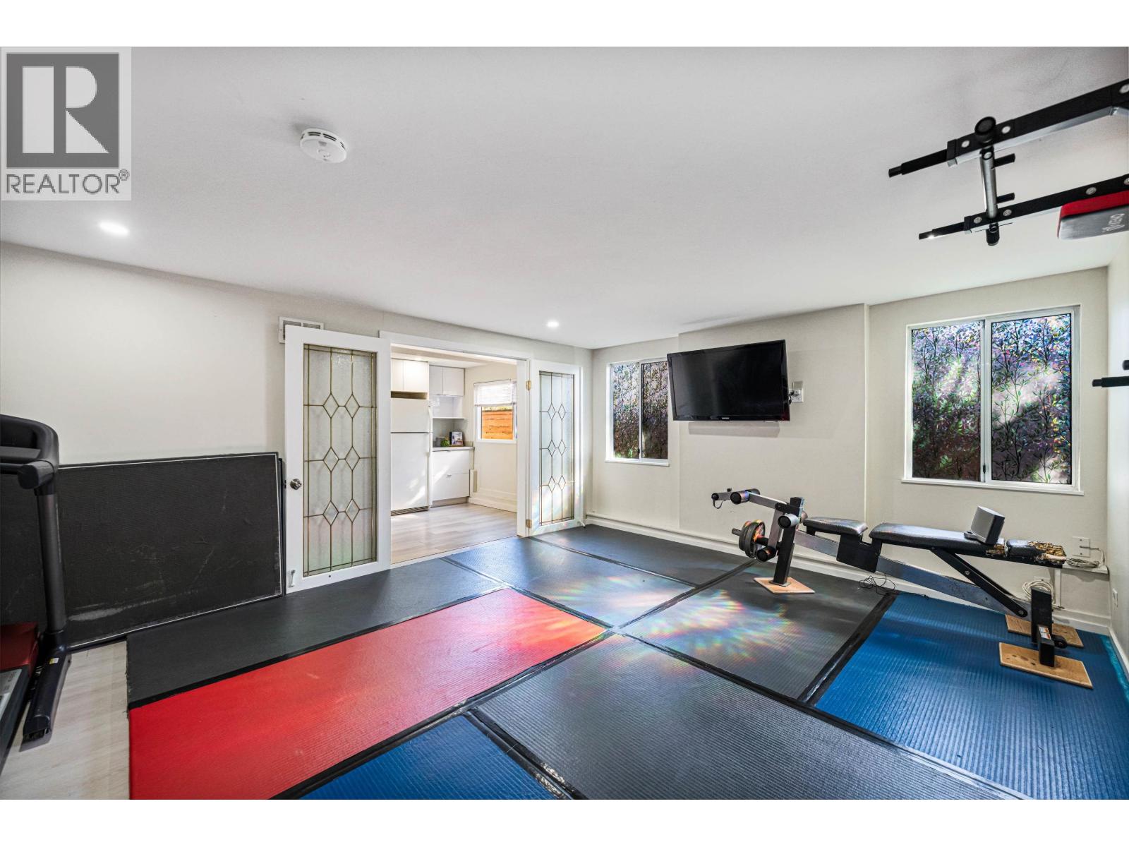 8326 ROYAL OAK AVENUE, Burnaby