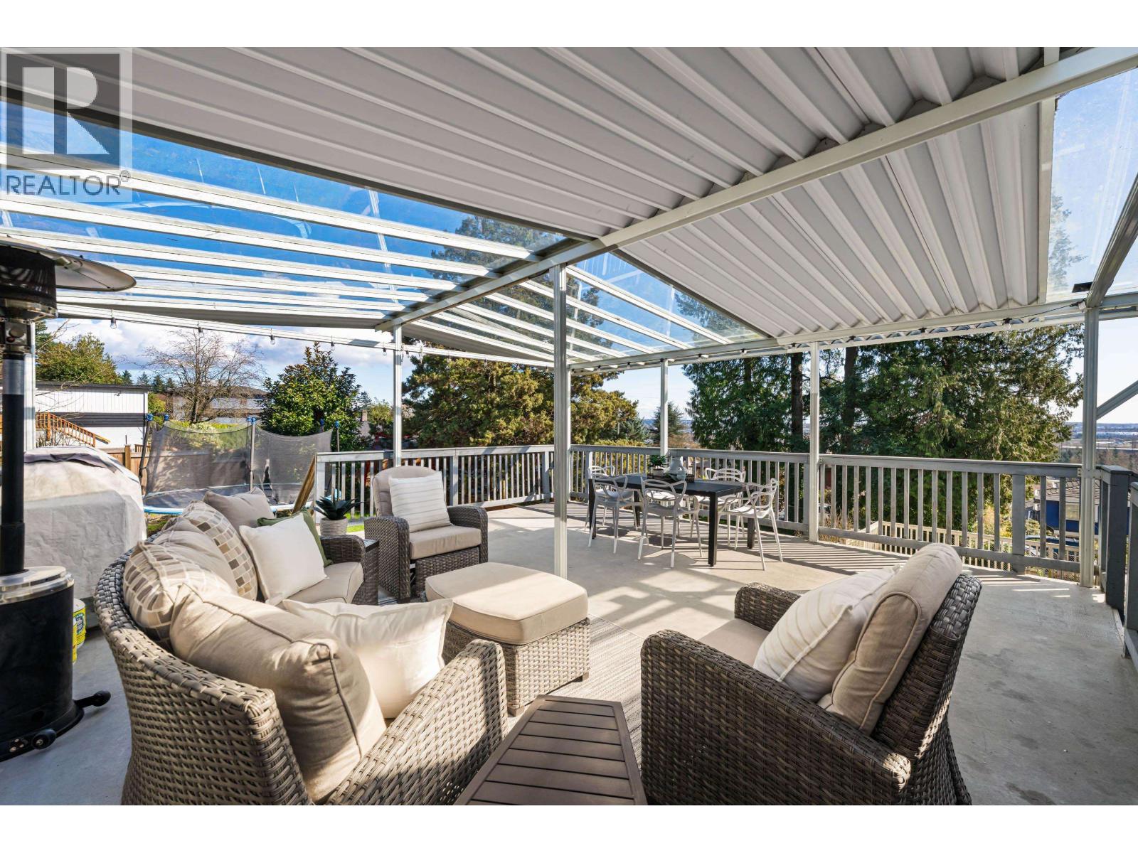 8326 ROYAL OAK AVENUE, Burnaby