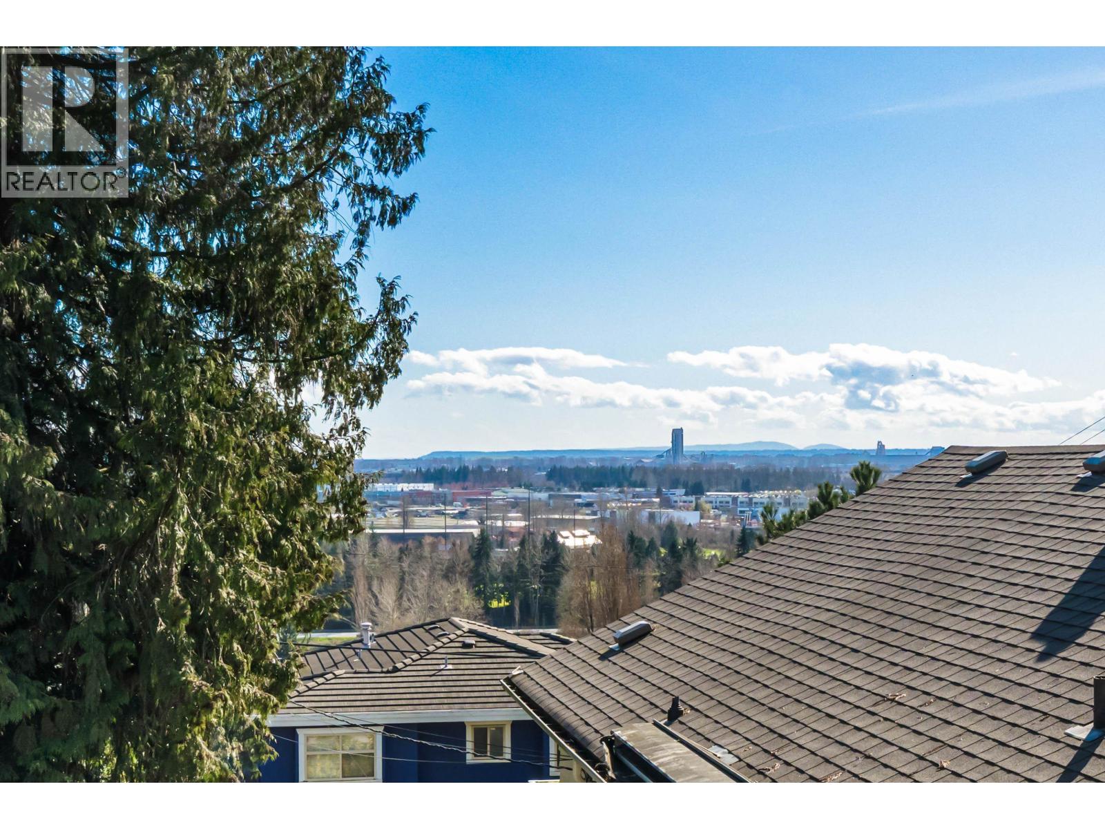 8326 ROYAL OAK AVENUE, Burnaby