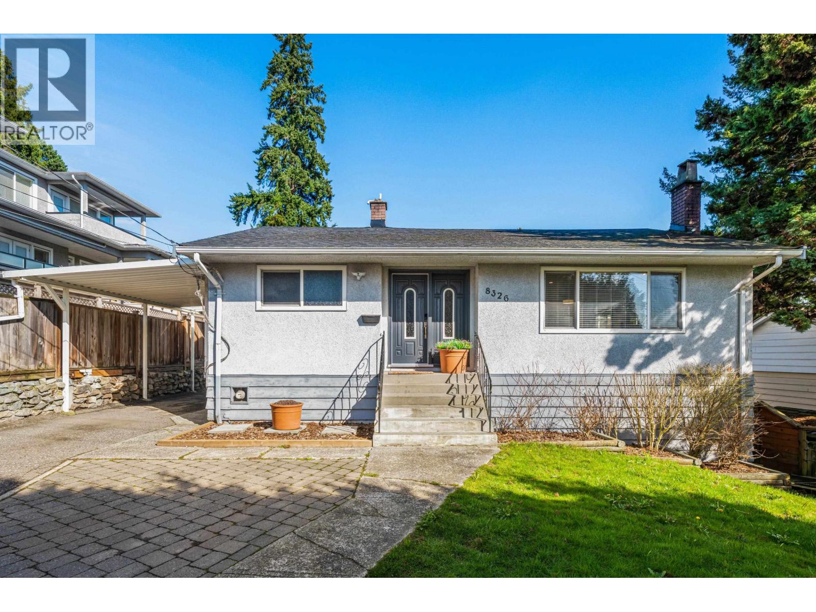 8326 ROYAL OAK AVENUE, Burnaby