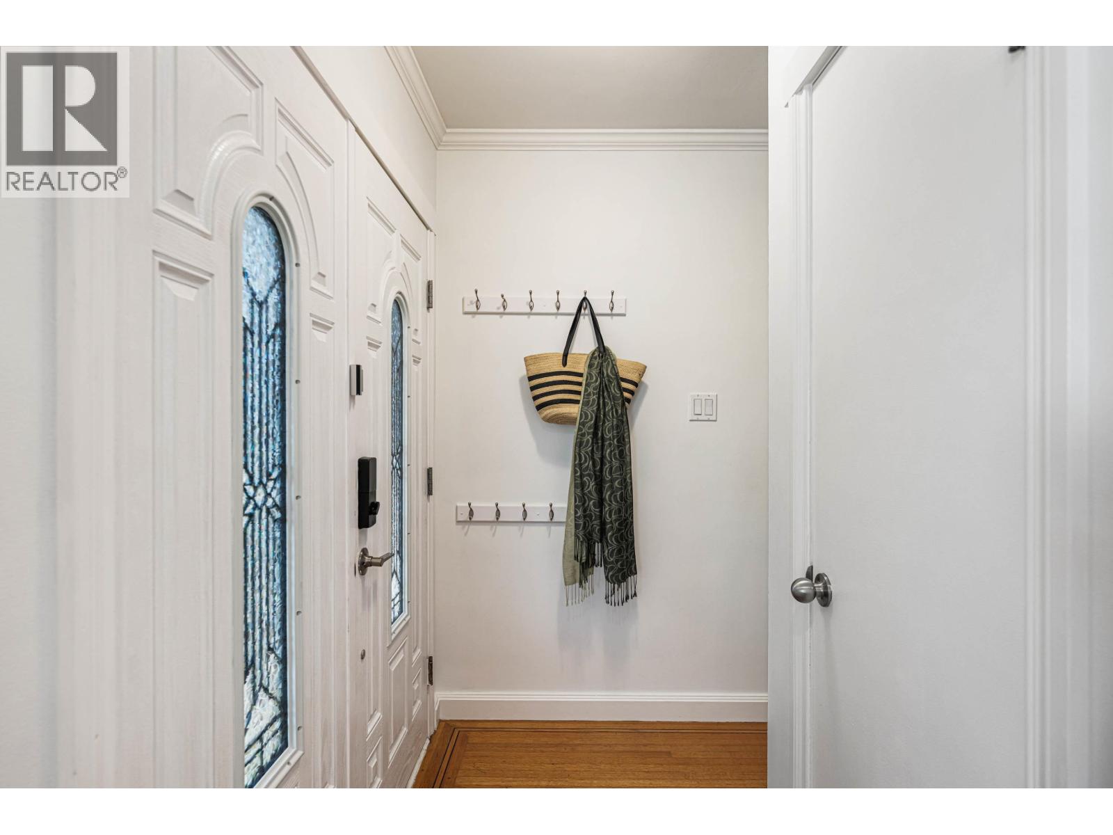 8326 ROYAL OAK AVENUE, Burnaby