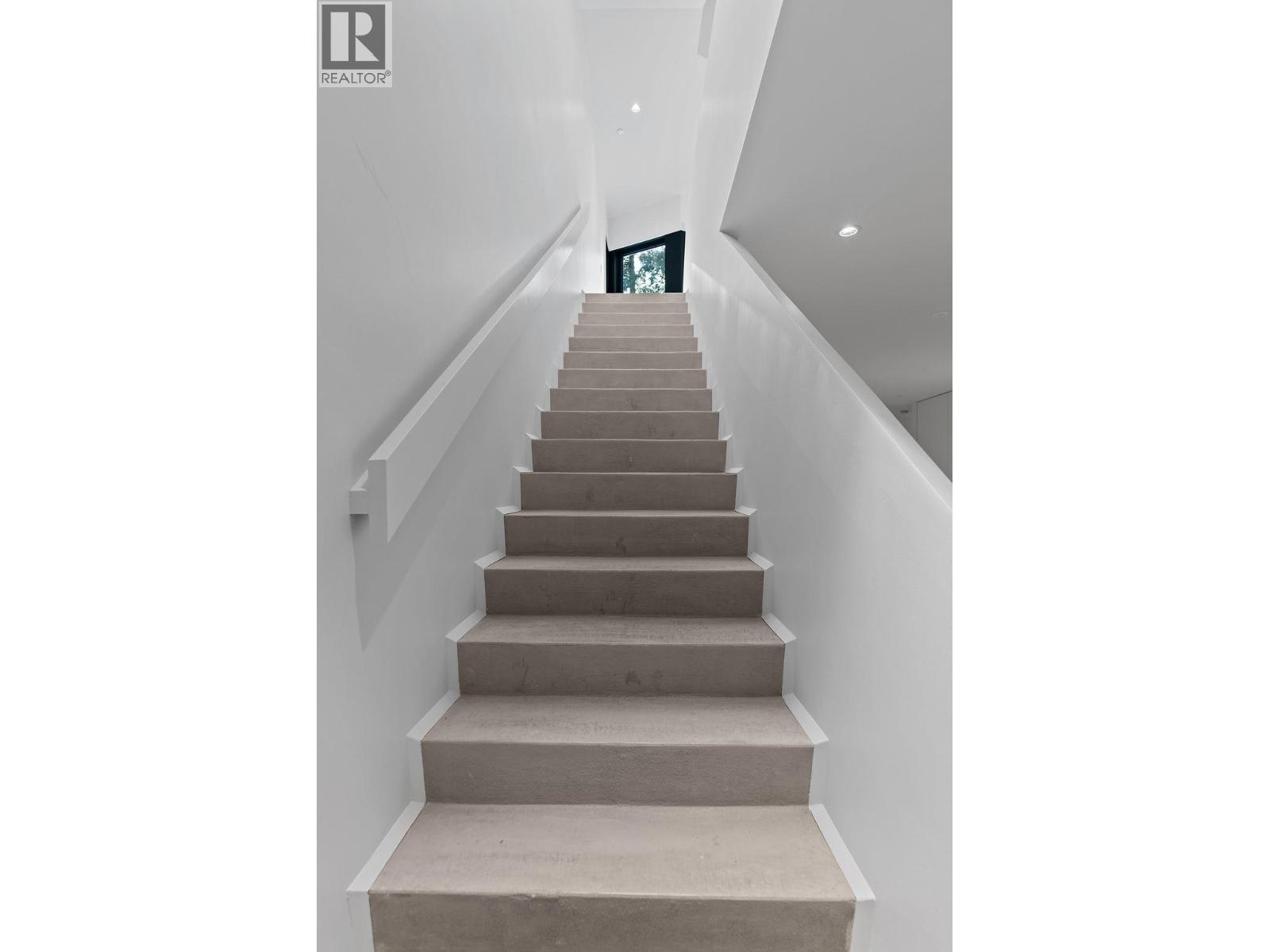 4166 ROSE CRESCENT, West Vancouver