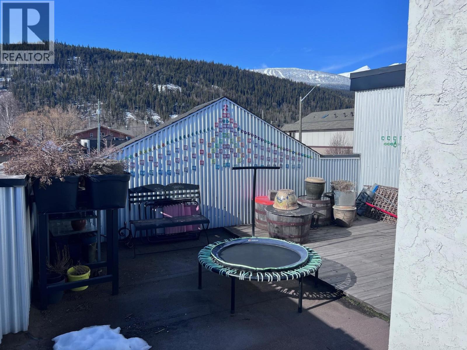 3862 BROADWAY Avenue, Smithers