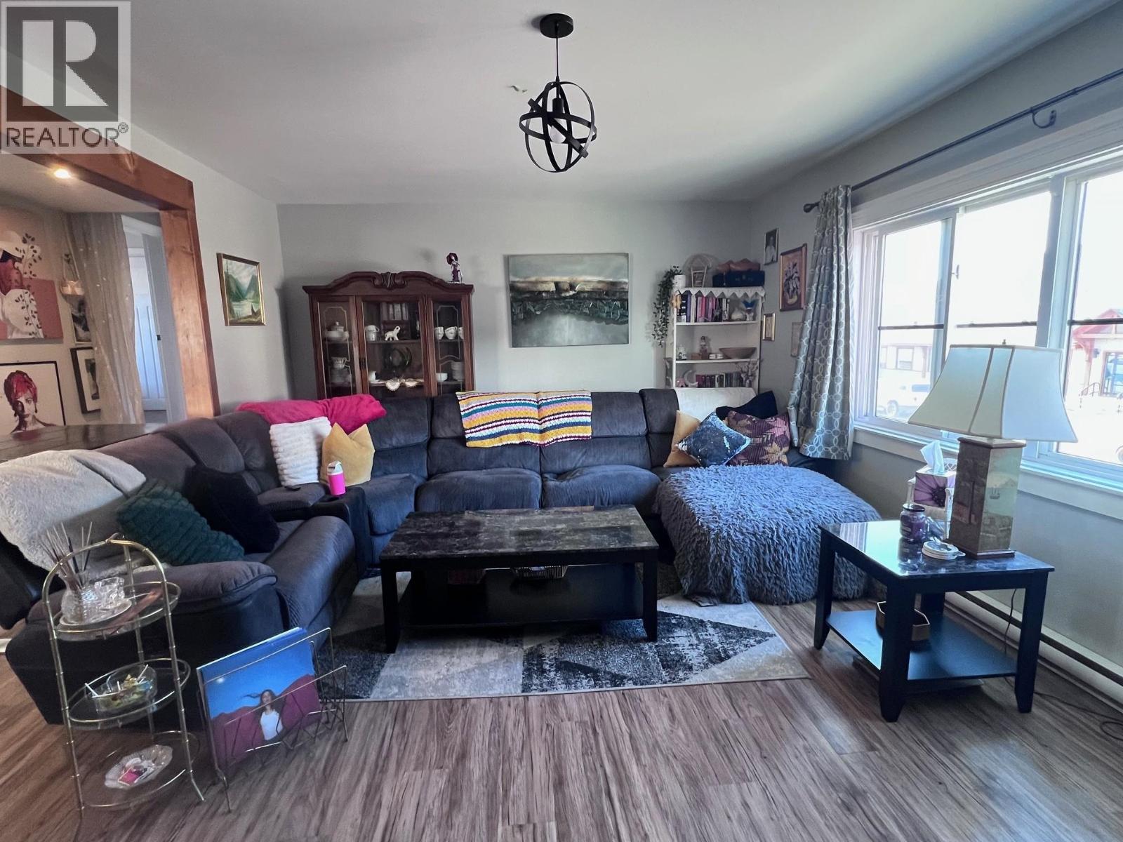 3862 BROADWAY Avenue, Smithers
