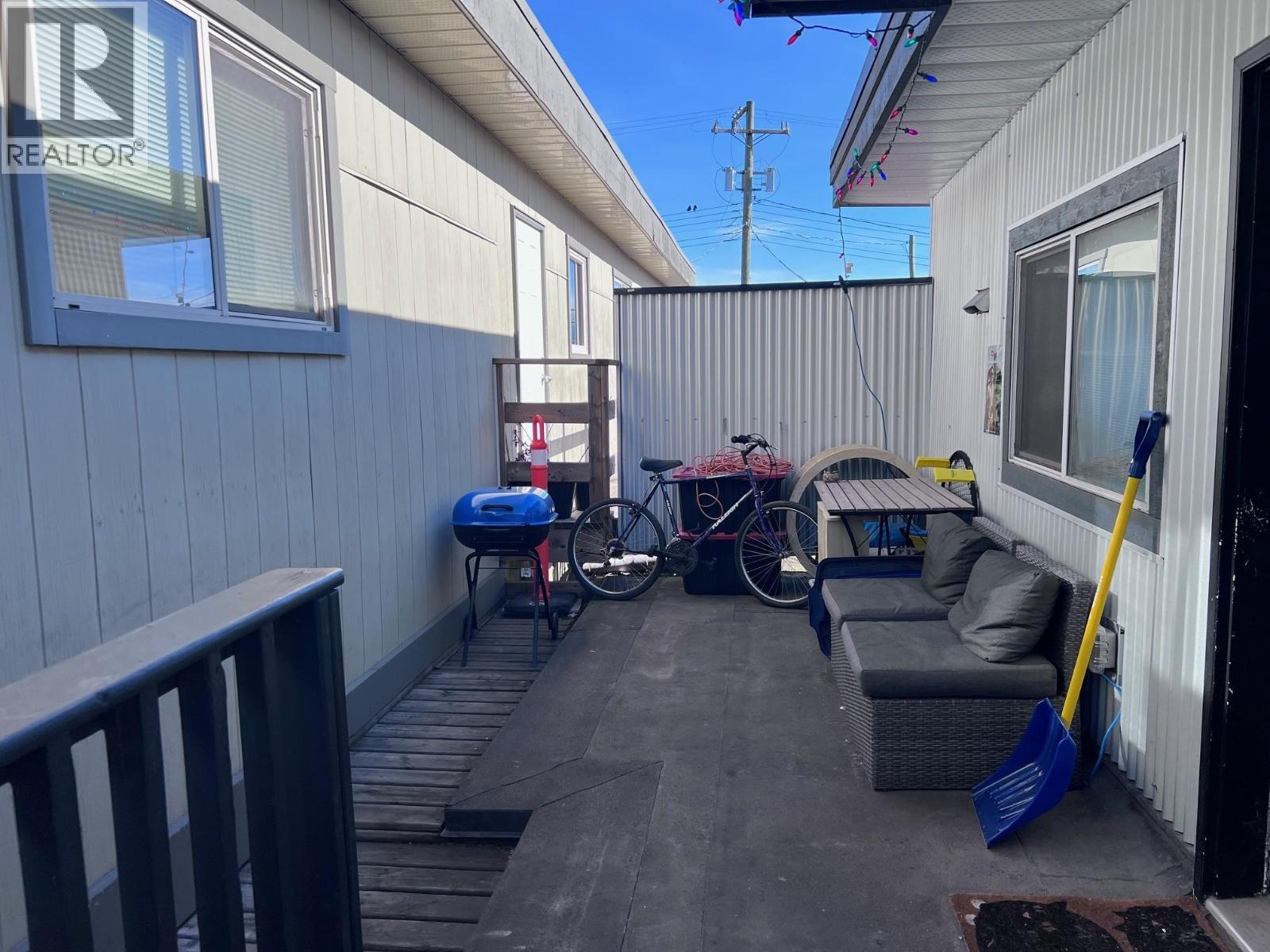 3862 BROADWAY Avenue, Smithers