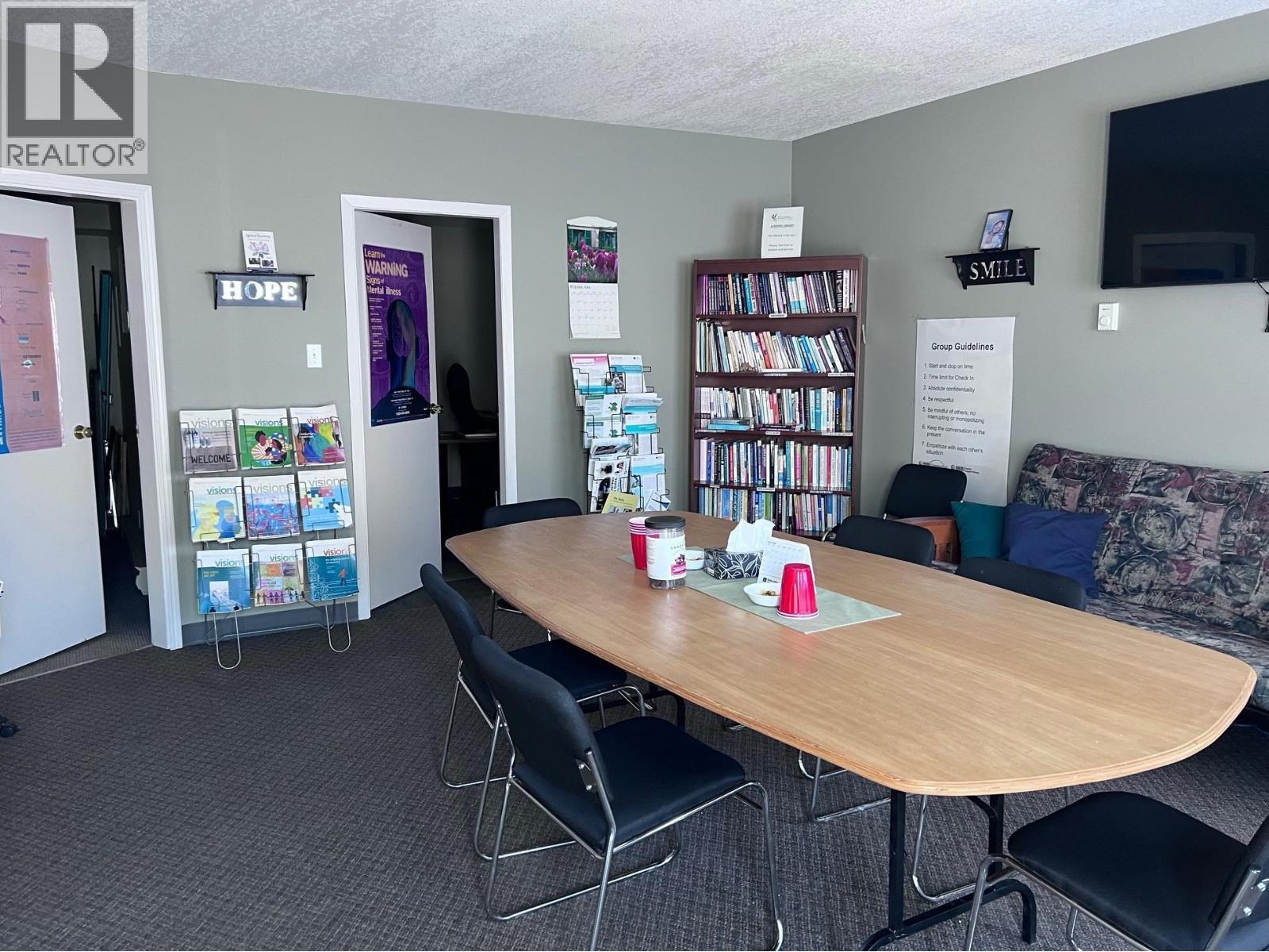 3862 BROADWAY Avenue, Smithers