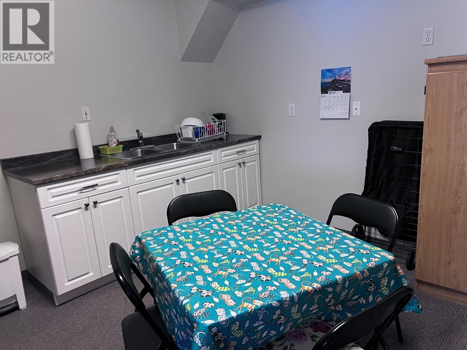 3862 BROADWAY Avenue, Smithers