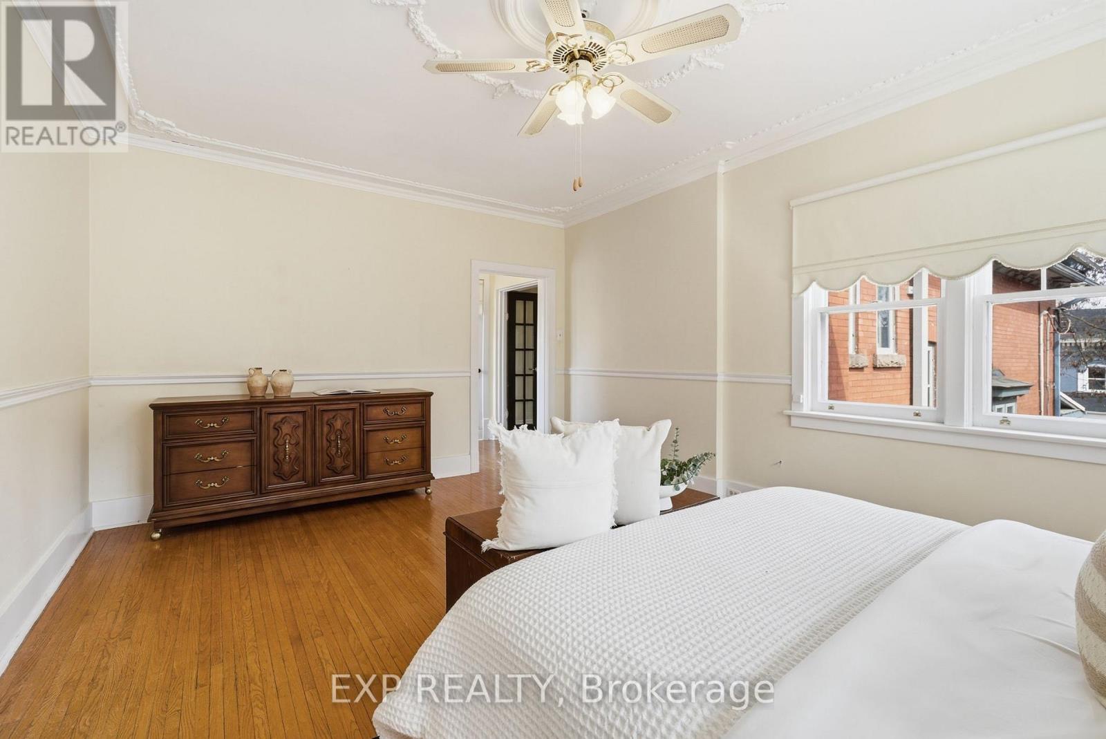385 STEWART STREET - 24