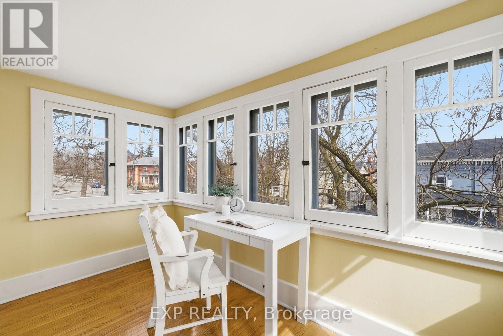 385 STEWART STREET - 27