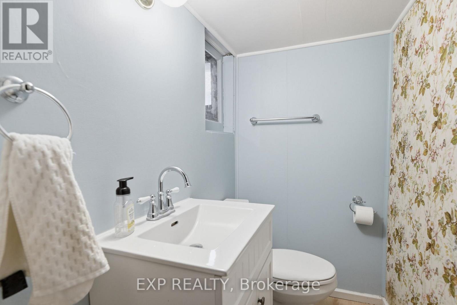 385 STEWART STREET - 39