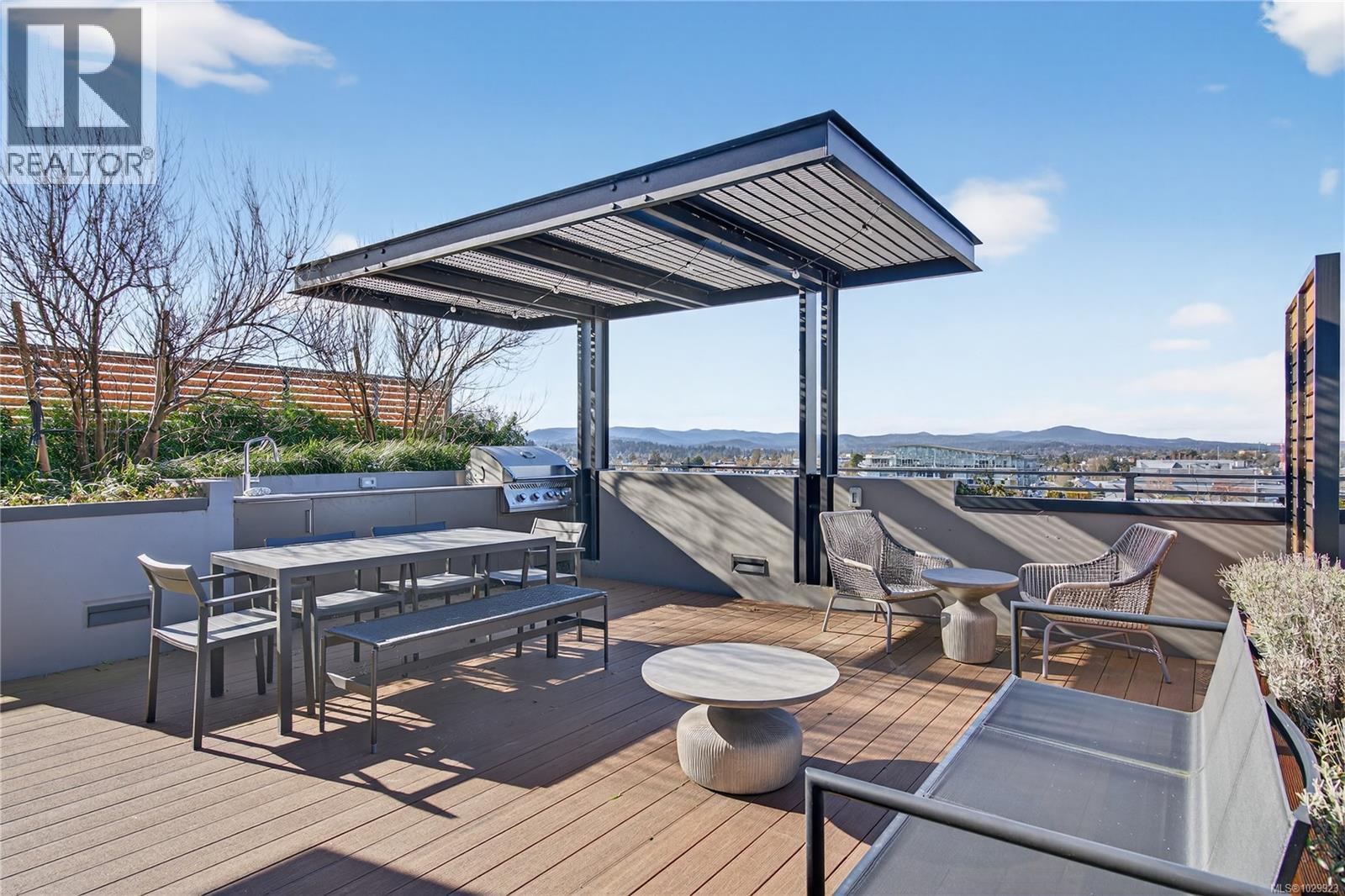 1001 369 Tyee Road, Victoria