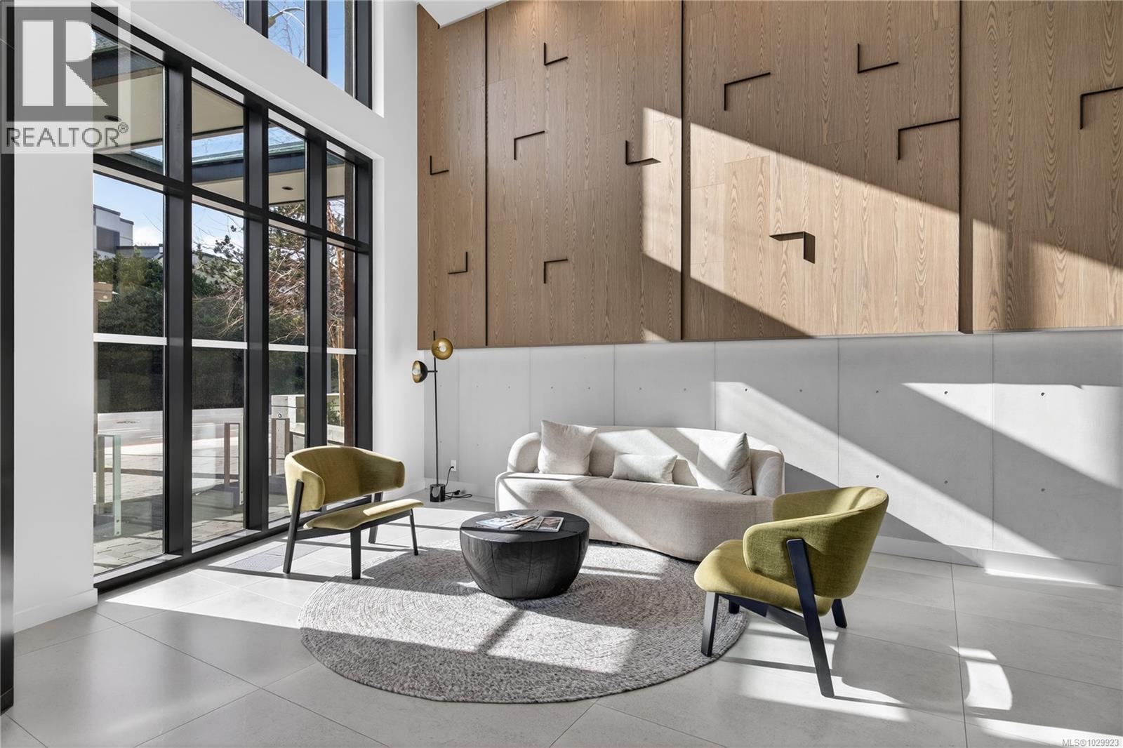 1001 369 Tyee Road, Victoria