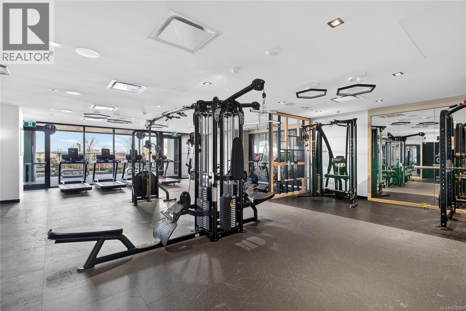 1001 369 Tyee Road, Victoria