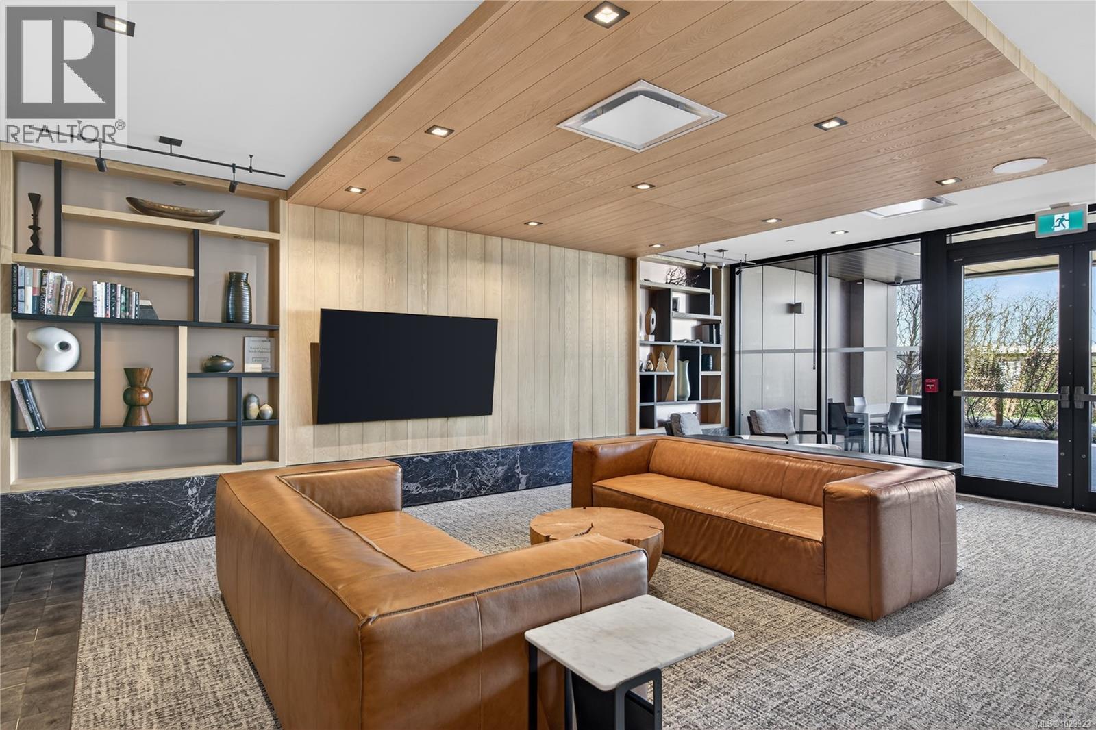 1001 369 Tyee Road, Victoria