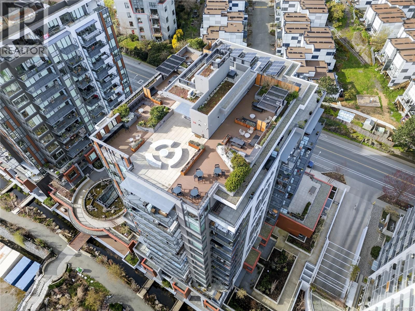 1001 369 Tyee Road, Victoria