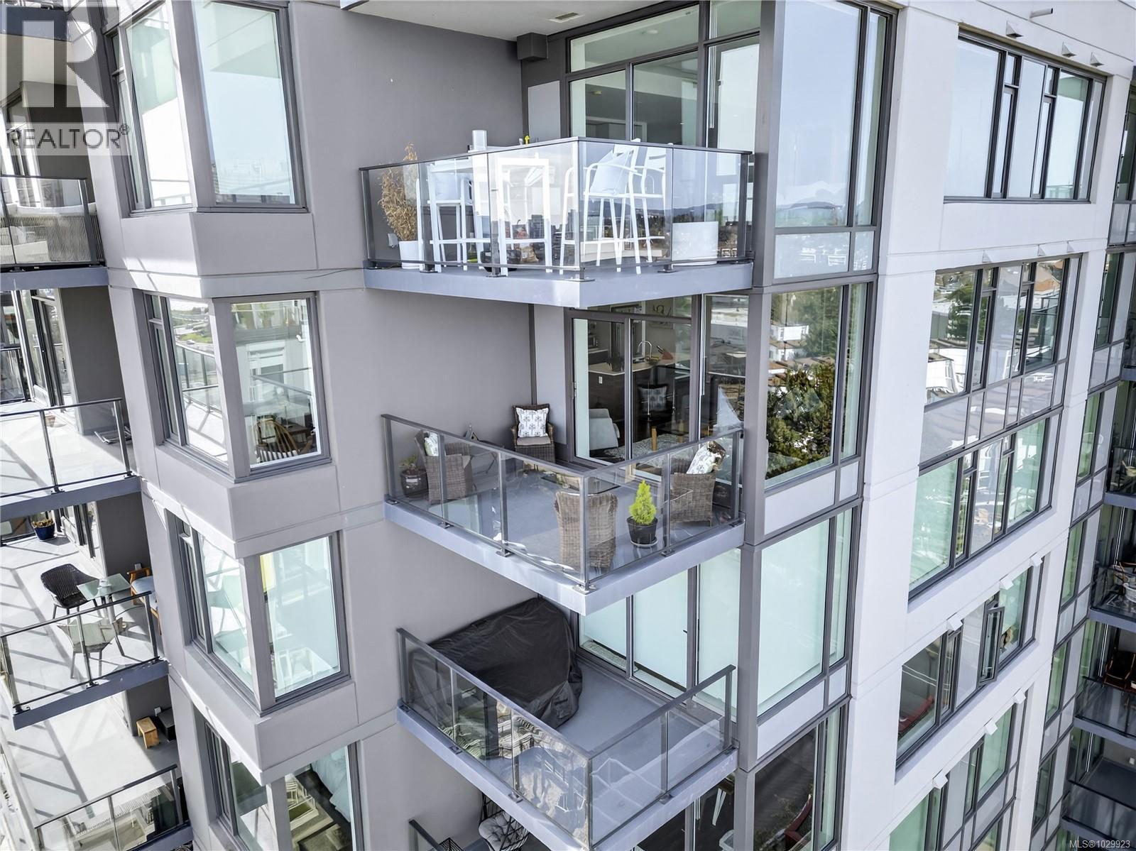 1001 369 Tyee Road, Victoria