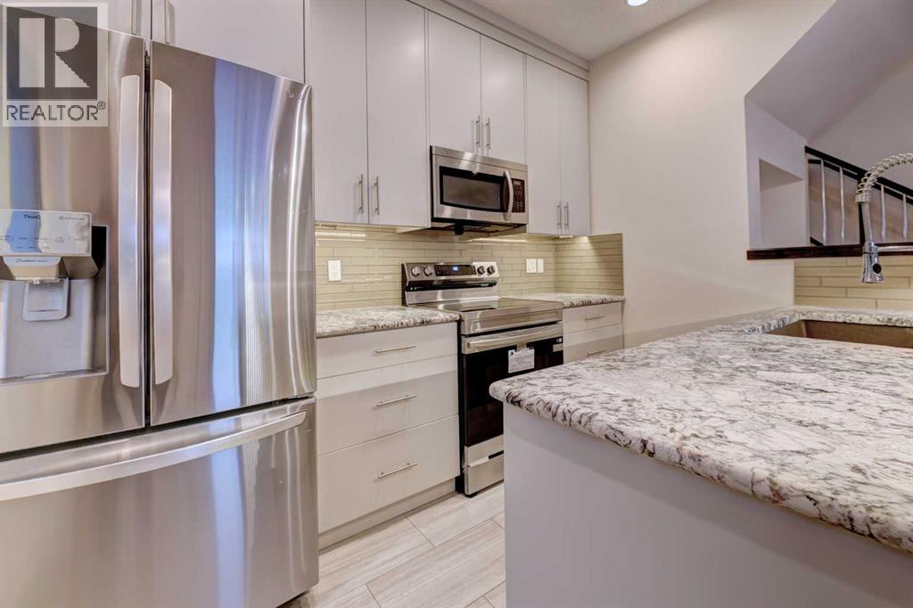 Single Family House for Sale in    Avenue NE Crescent Heights Calgary 