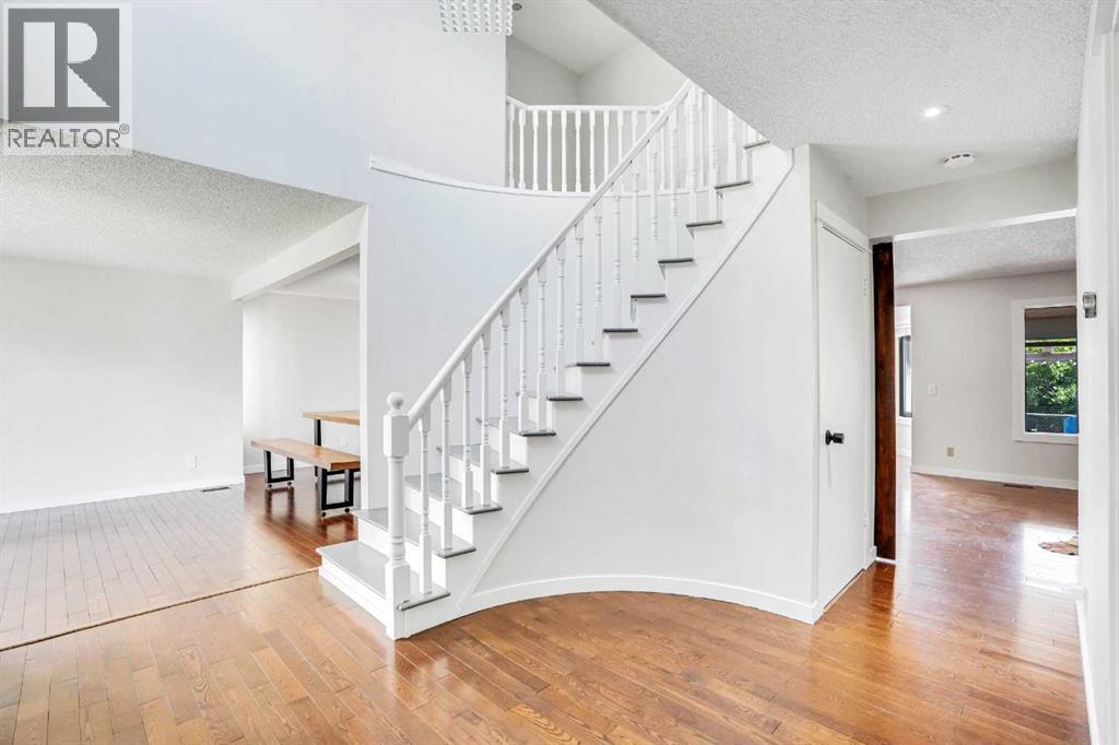 Single Family House for Sale in  Riverview Close SE Riverbend Calgary 