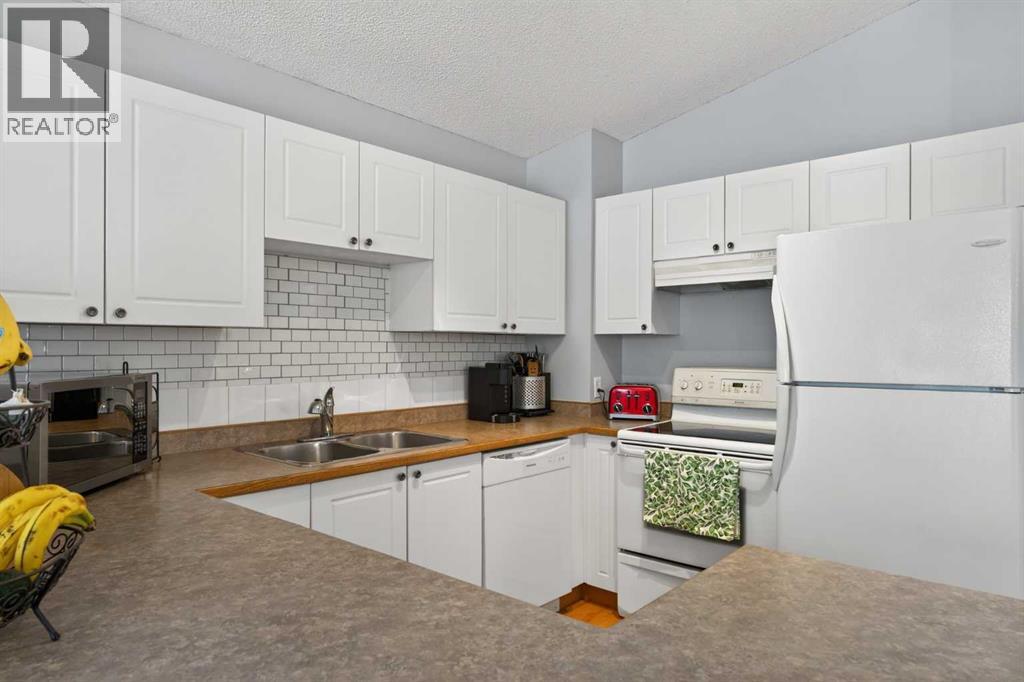 Single Family House 4 Level for Sale in  Martin Crossing Crescent NE Martindale Calgary 