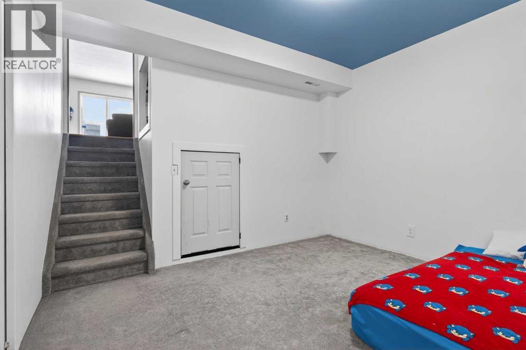 Single Family House 4 Level for Sale in  Martin Crossing Crescent NE Martindale Calgary 