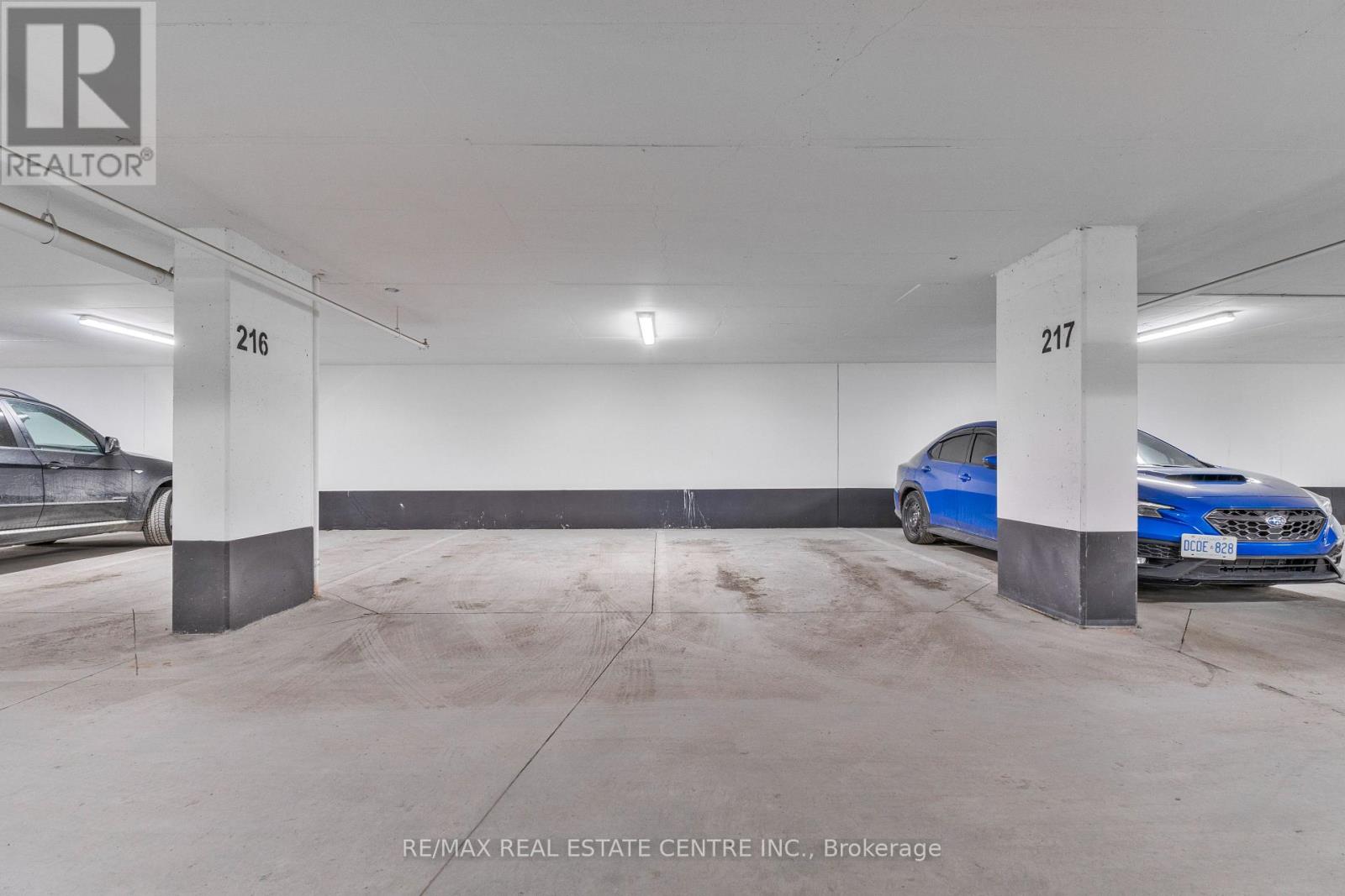 #309 3220 SHEPPARD AVENUE E - 27