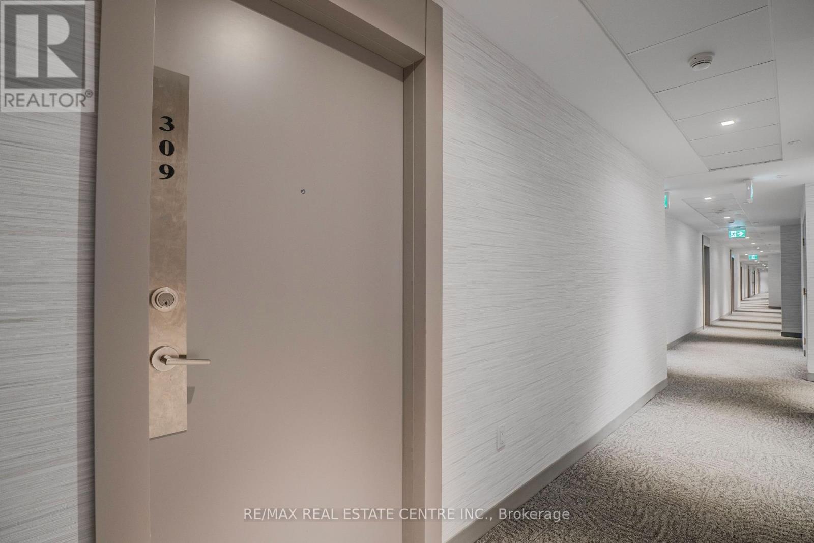 #309 3220 SHEPPARD AVENUE E - 3