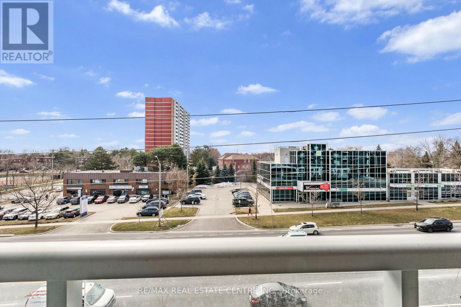 #309 3220 SHEPPARD AVENUE E - 31