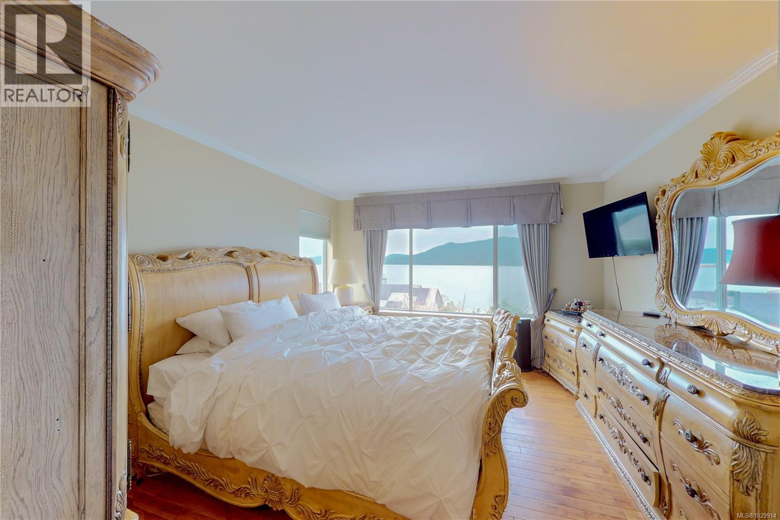 488 SEAVIEW WAY - 18