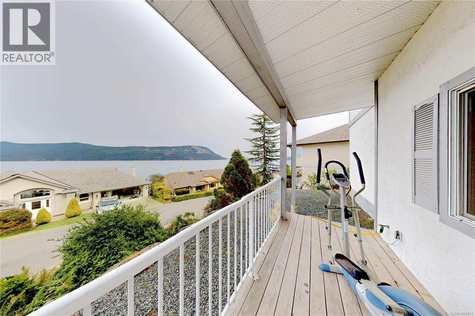 488 Seaview Way - 32